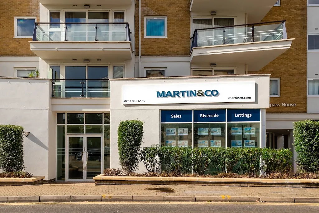 Martin & Co London Riverside