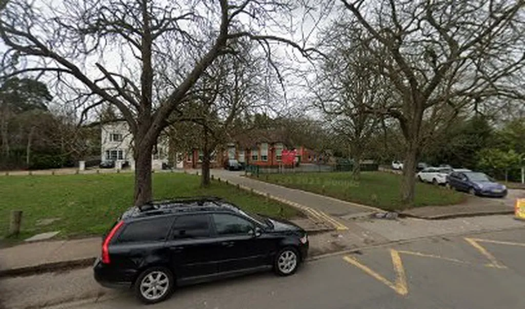 Monken Hadley C Of E Primary School
