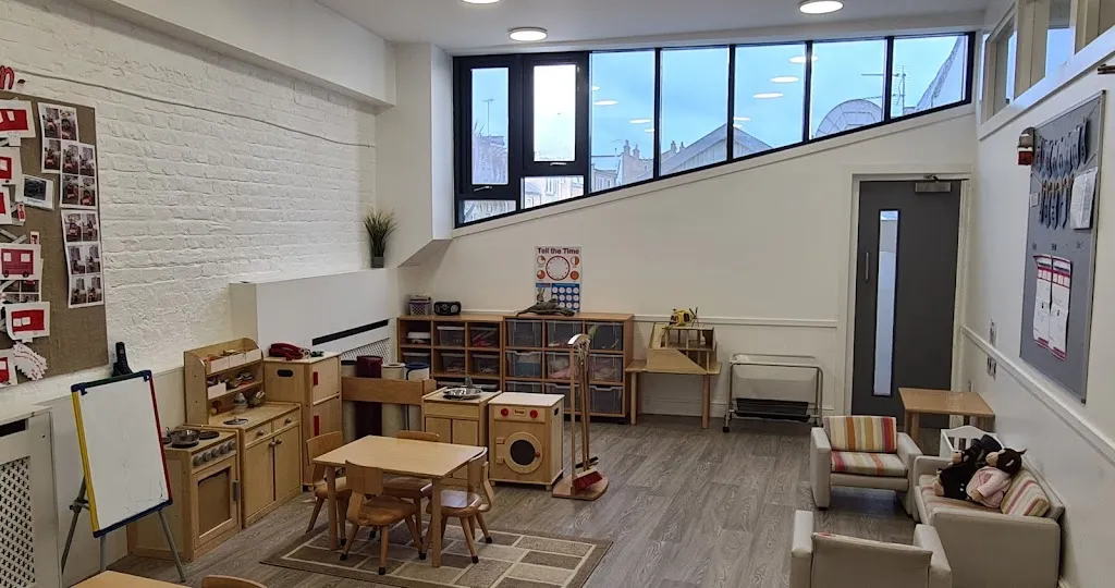 Montessori by Busy Bees Hammersmith