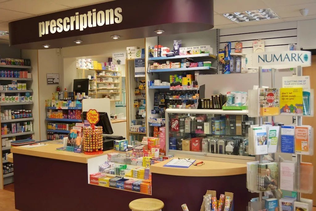 Murrays Chemist & Travel Clinic
