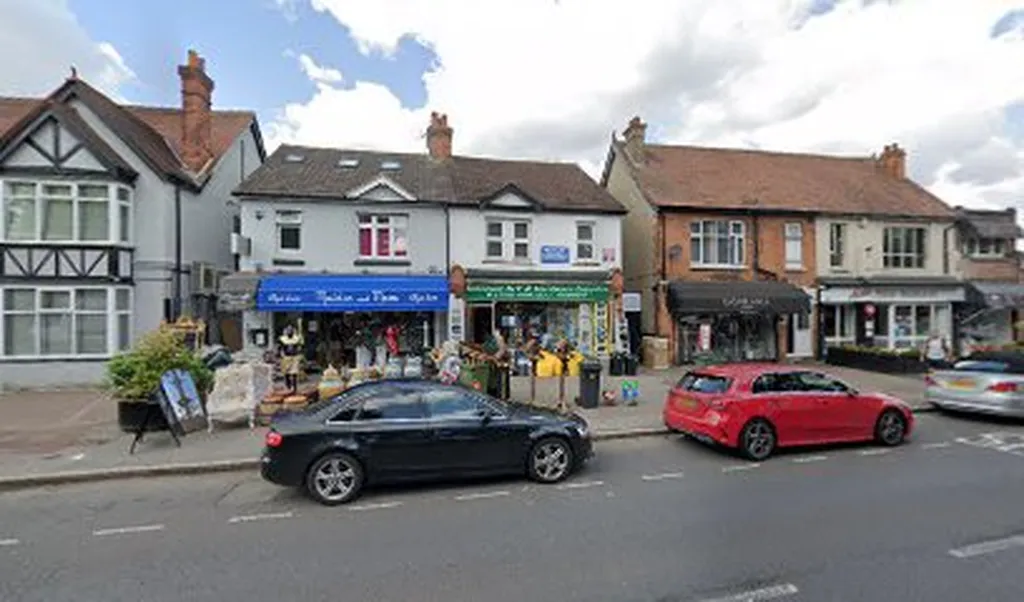 Oakmont Property Consultants Ltd (Letting and Sales Estate Agents)