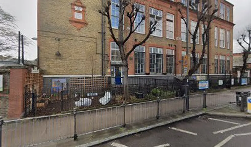 Pakeman Primary School