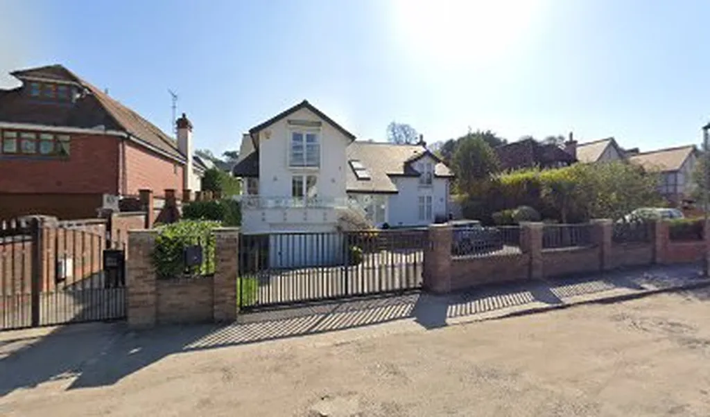 Petrena Brown - The Personal Estate Agent Ltd