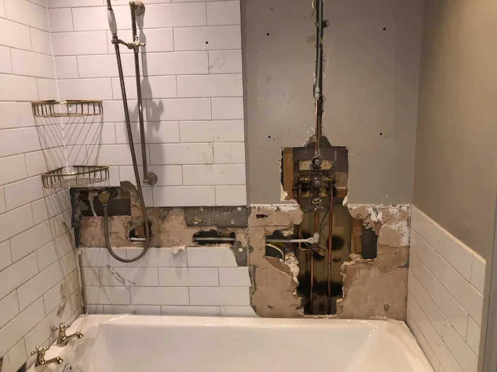 Plumbing Made Eazy