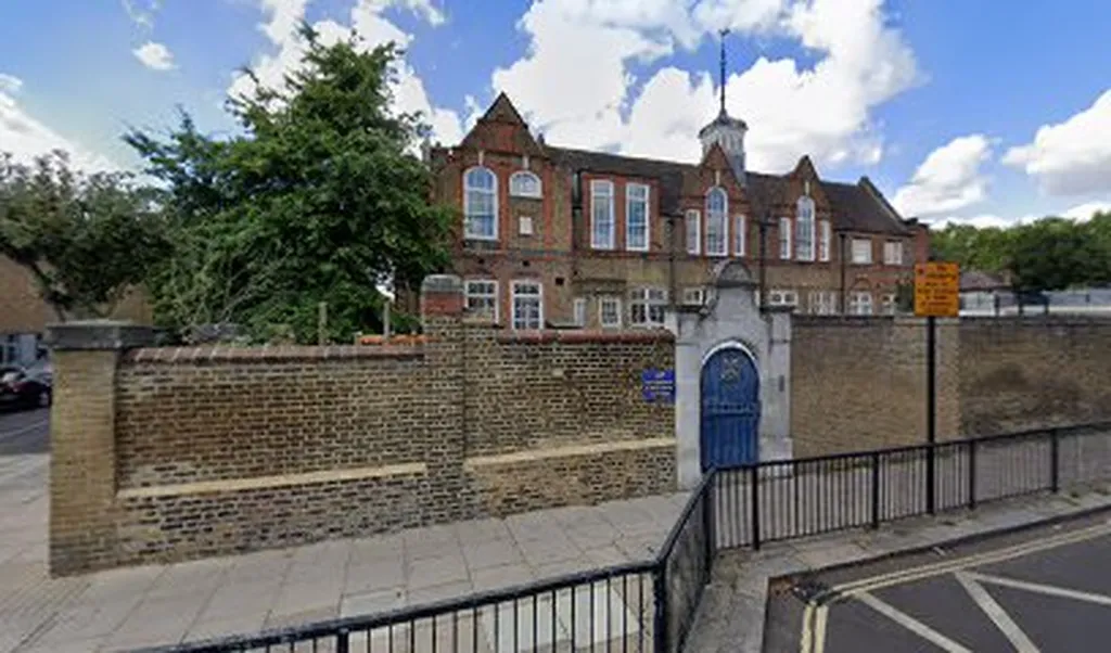 Queen's Park Primary School