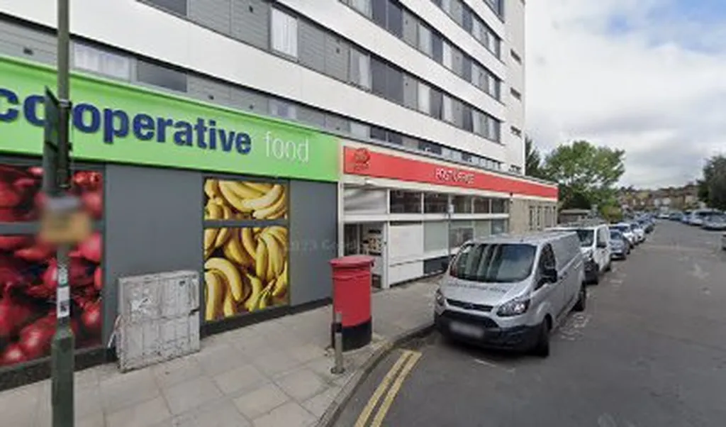 Raynes Park Post Office
