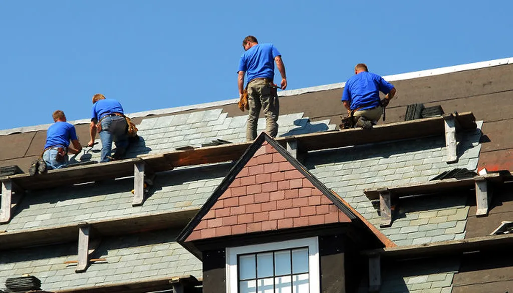 Red 8 Roofing
