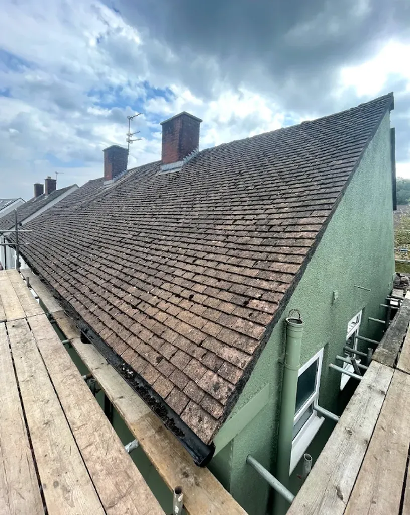 Roofing London