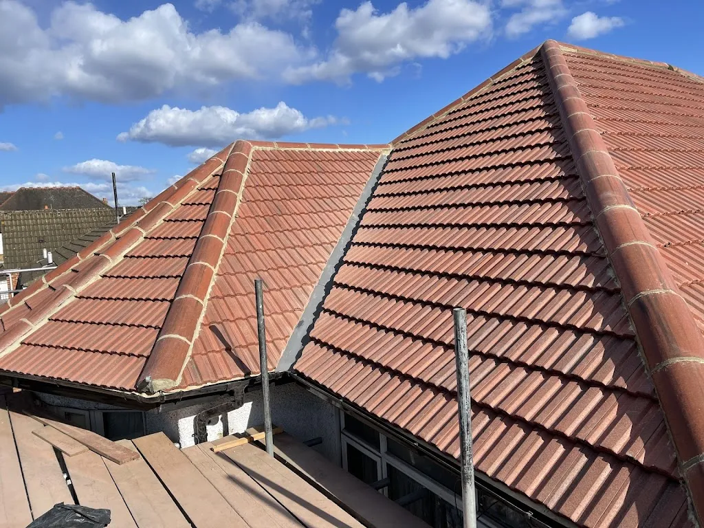 ROOFING SERVICE A-Z