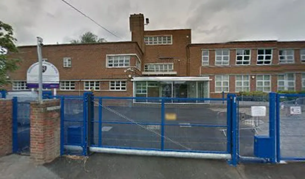 Roxbourne Primary School 1 Roxbourne Primary School