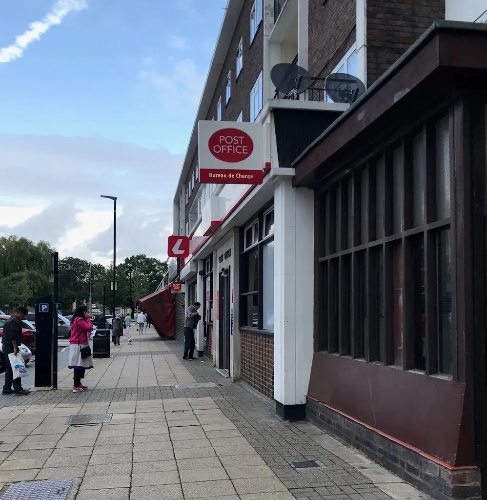 Royal Mail Post Office