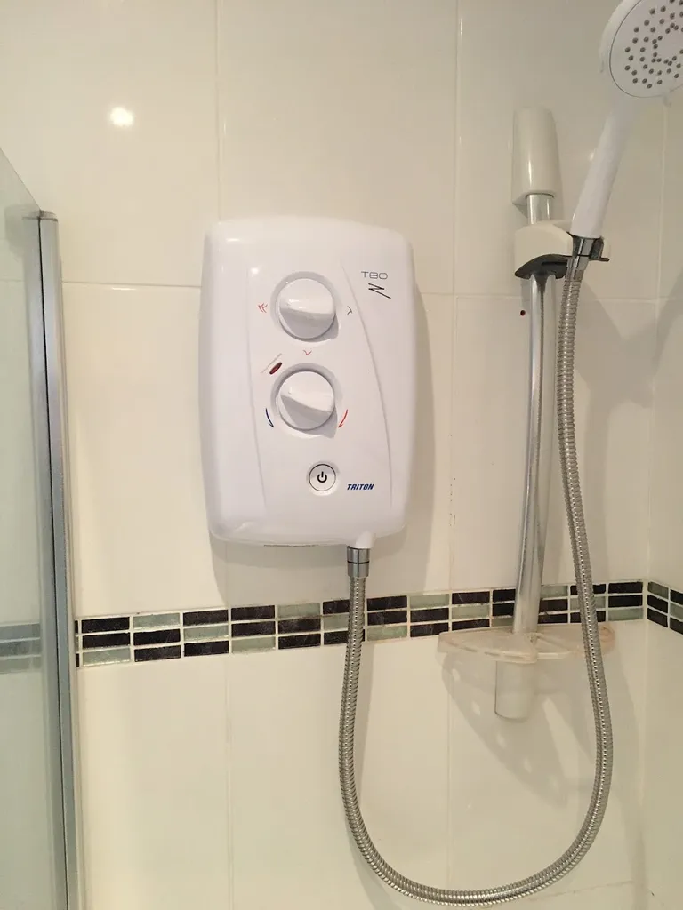 RRJONES Plumbing And Heating