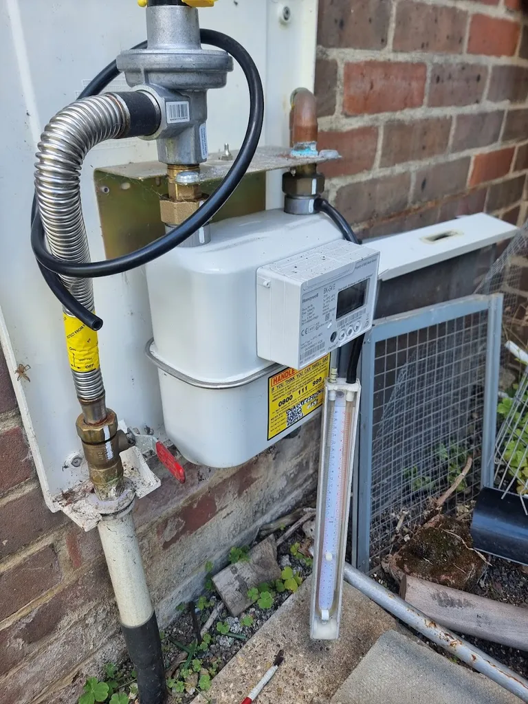 SAIF Heating Plumbing Boiler Repair & HIU Repair