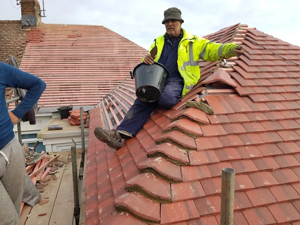 SIR Roofing Solutions Ltd