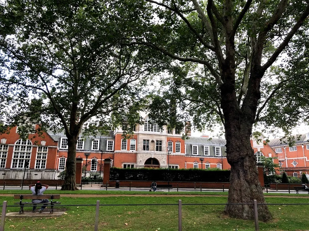 St Paul's Girls' School