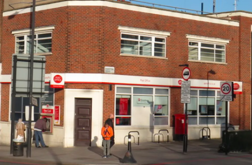 Stamford Hill Post Office