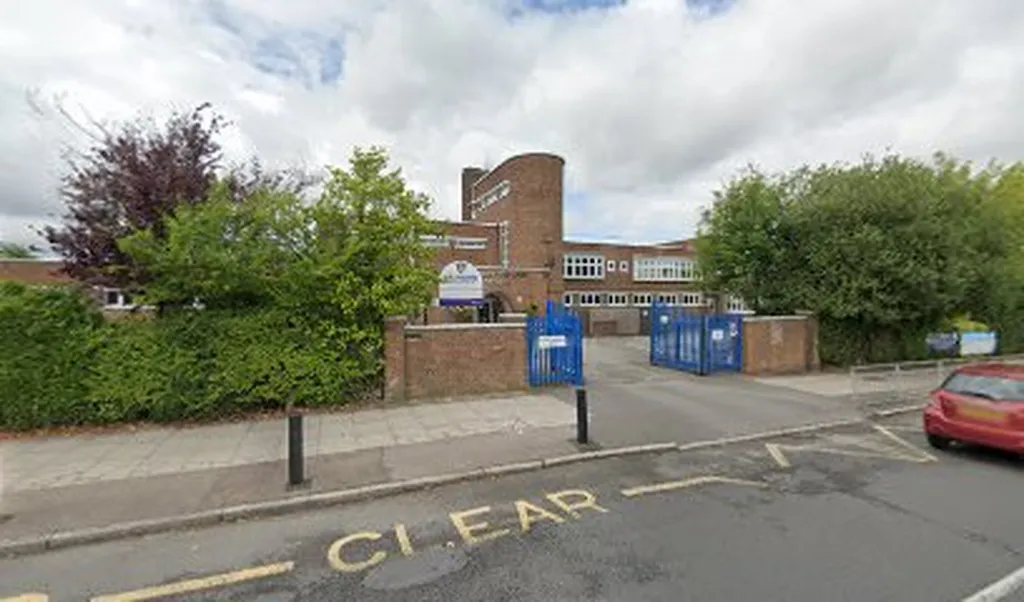 Stanburn Primary School 1 Stanburn Primary School