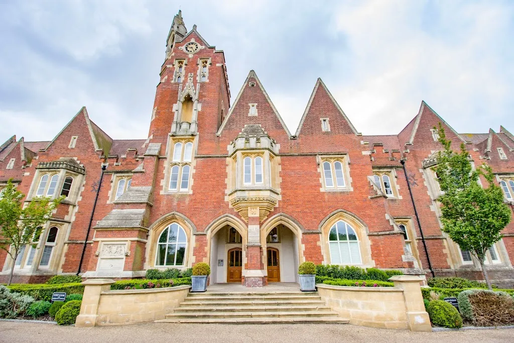 Stonebridge Estate Agents