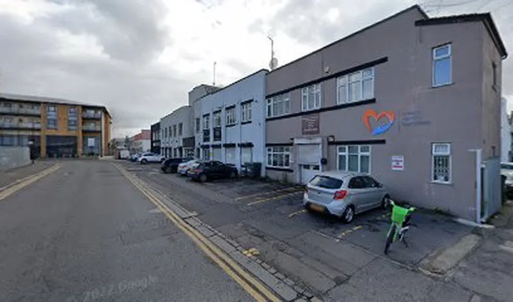 Target Language School in Perivale