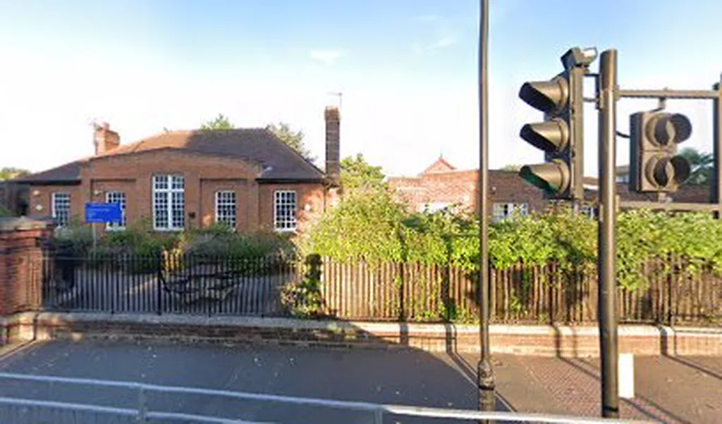 Thorpe Hall Primary School