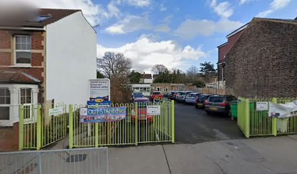 Tunstall Nursery School & Children's Centre