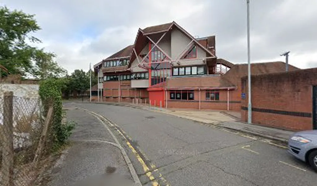 Uxbridge Police Station