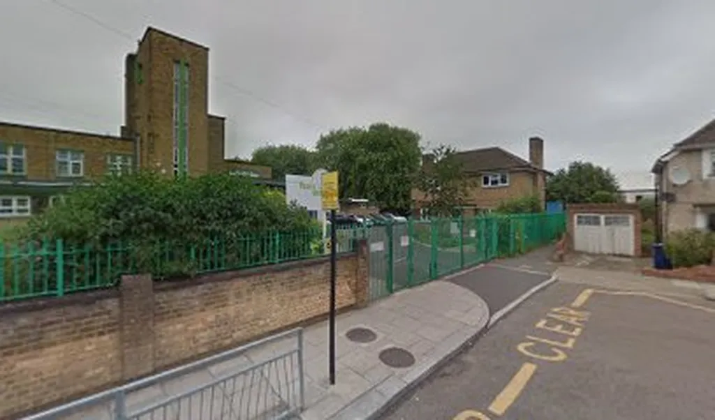 Vicar's Green Primary School