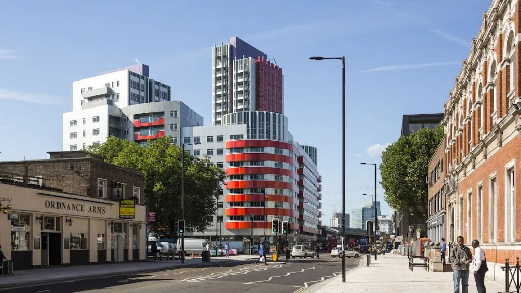 Victor Michael Sales and Lettings Estate Agents Canning Town