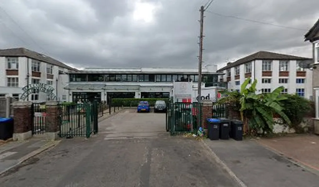 West Thornton Primary School