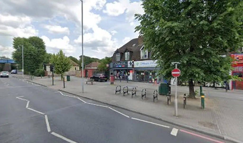Westhorne Avenue Post Office