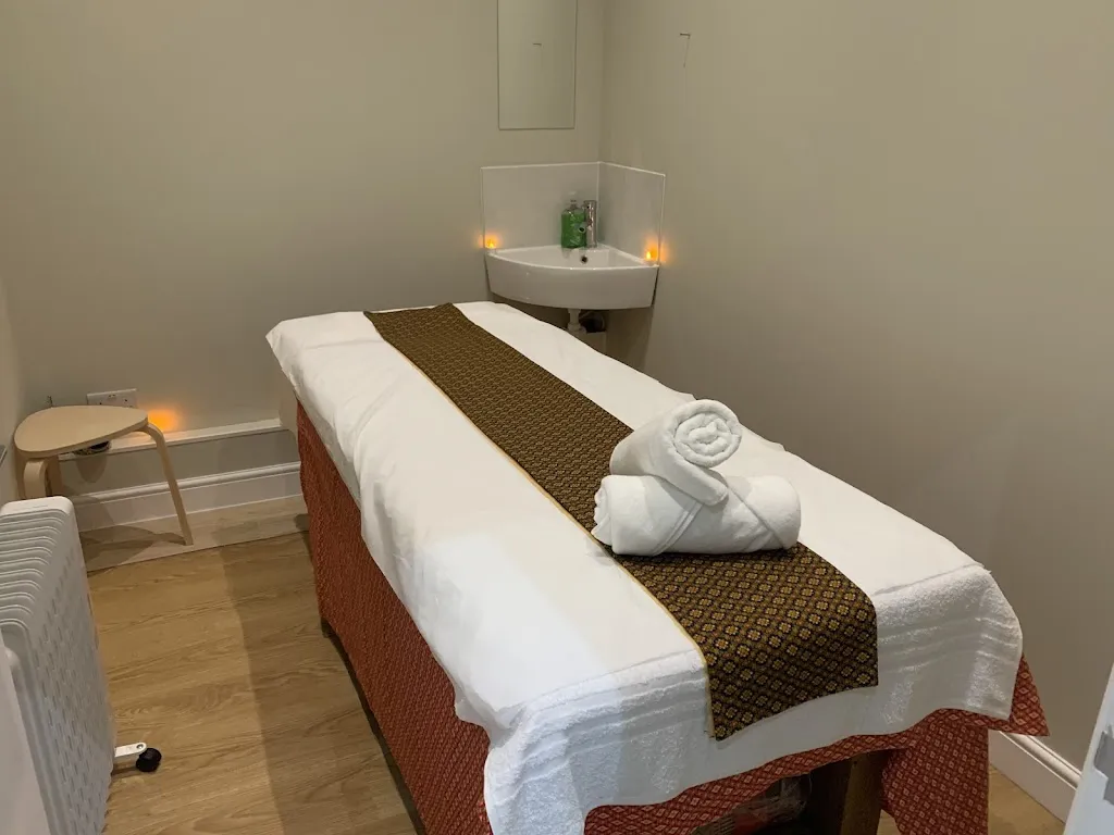 1010 ( Ten Ten ) Thai Massage Essex Road