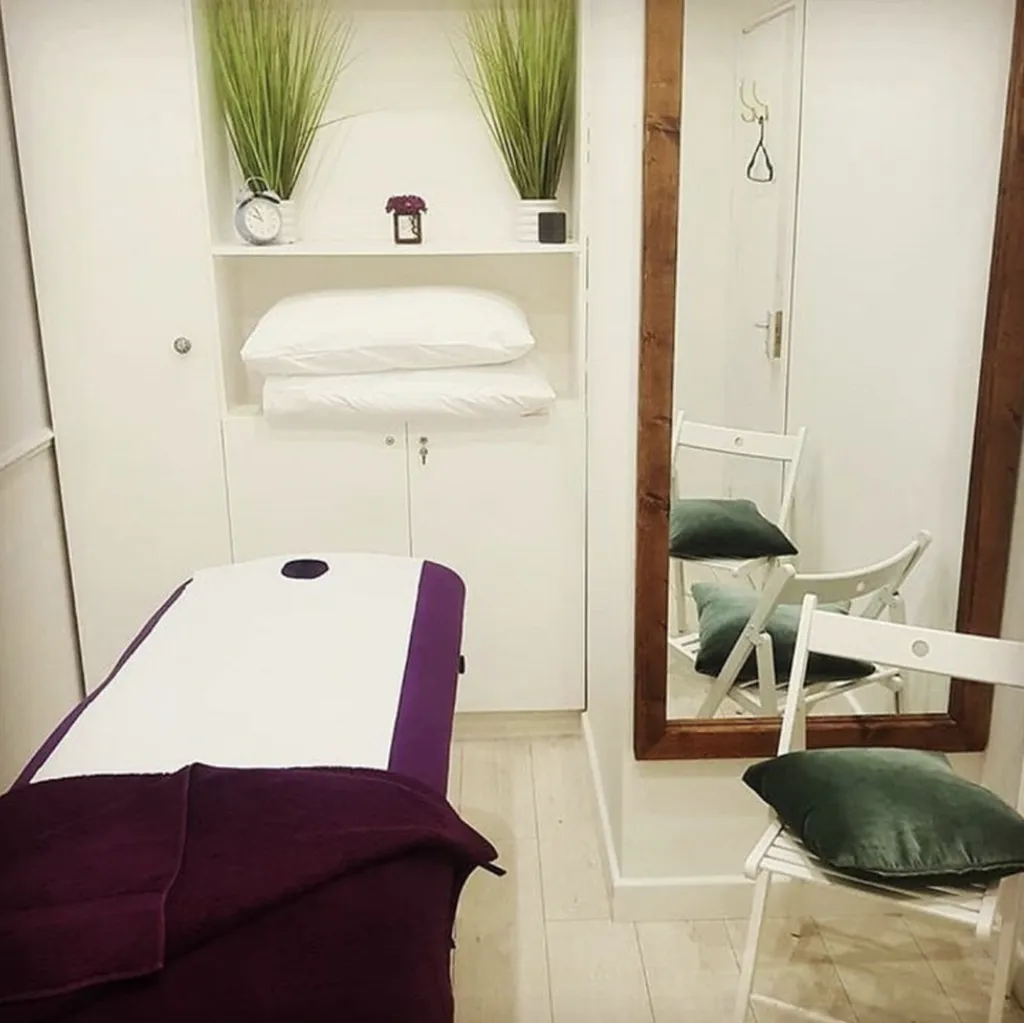 Akhere Therapies