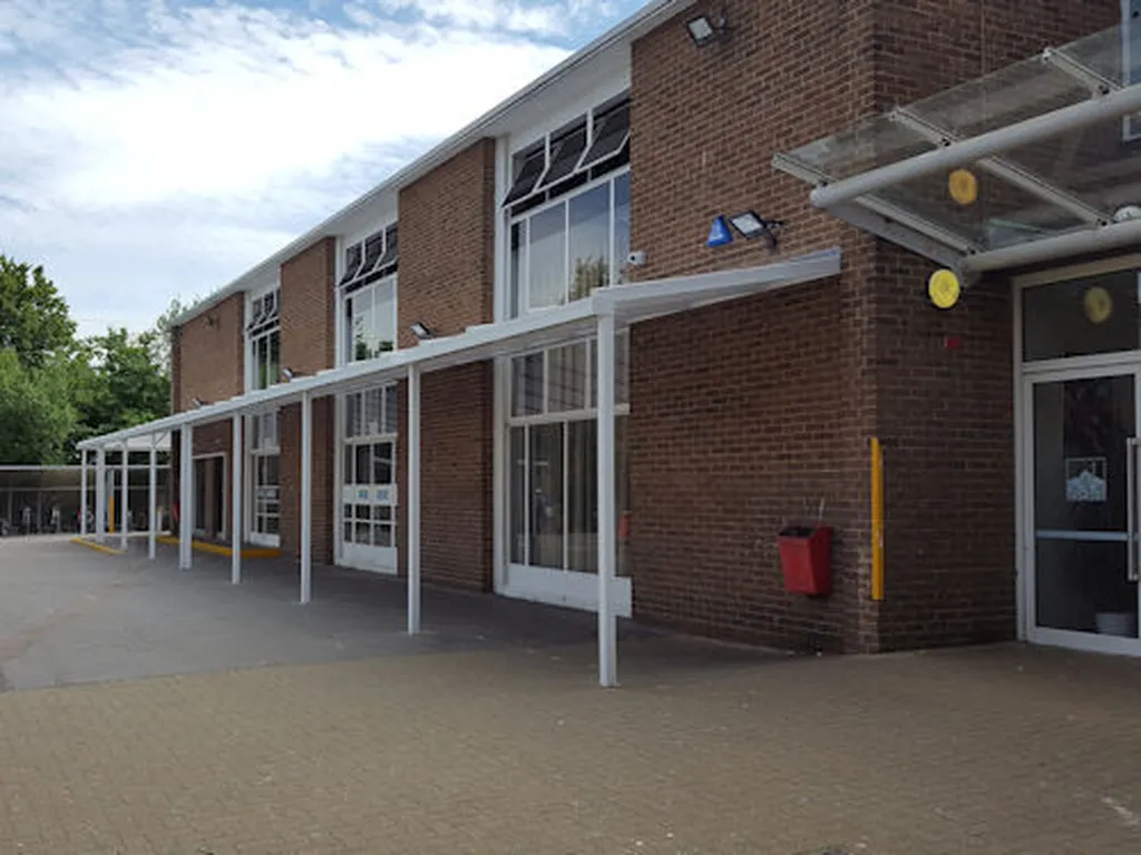 Alexandra Park School