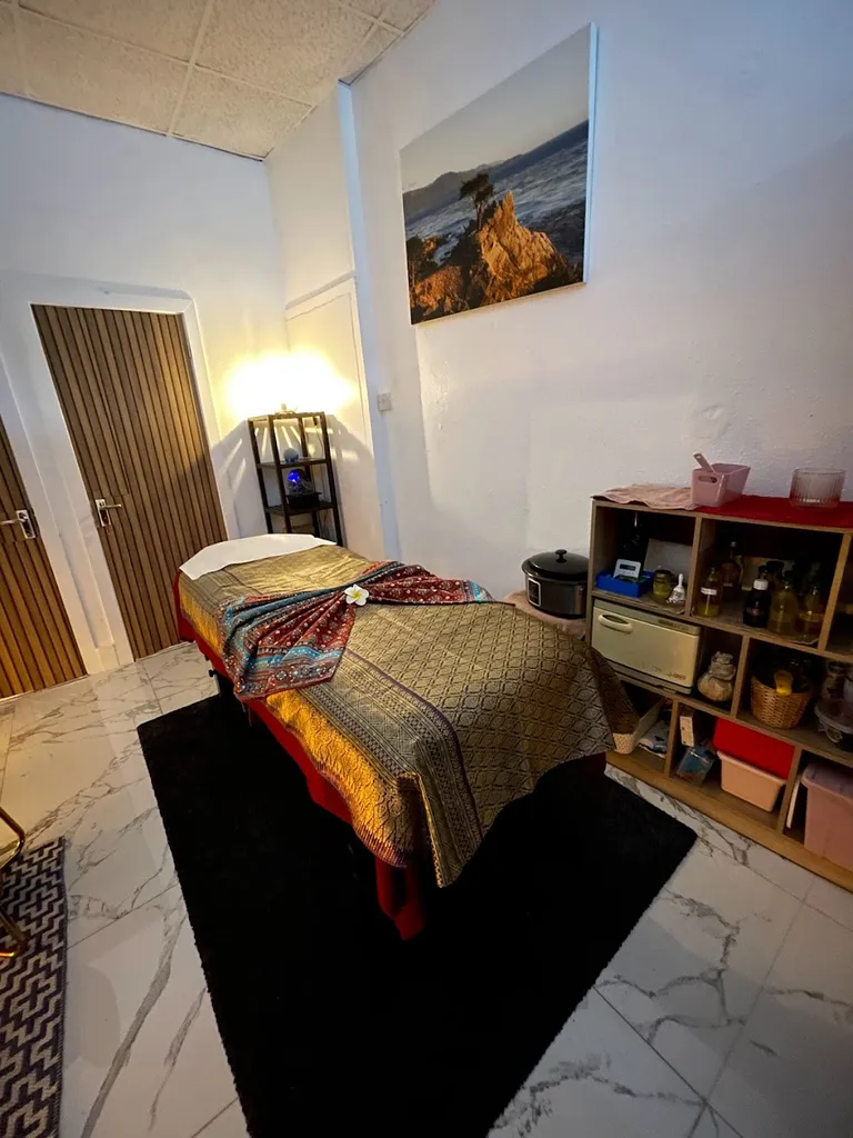 Art of Touch - Thai Massage Specialist - Worcester Park