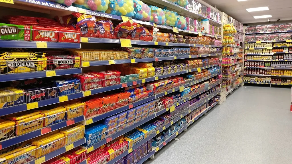 B&M Store