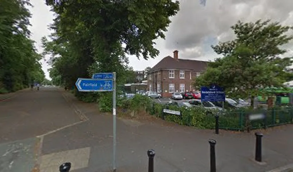 Bedelsford School