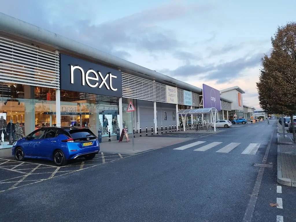 Bell Green Retail Park