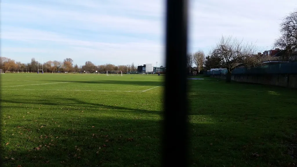 Brentside High School