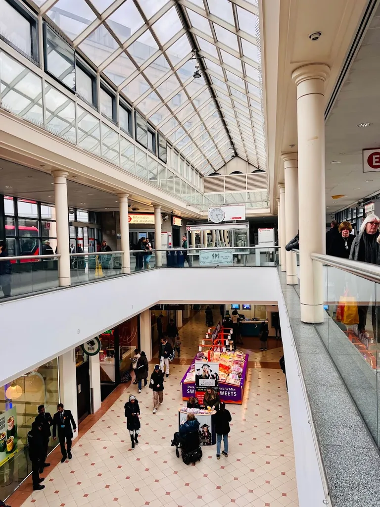 Broadway Shopping Centre