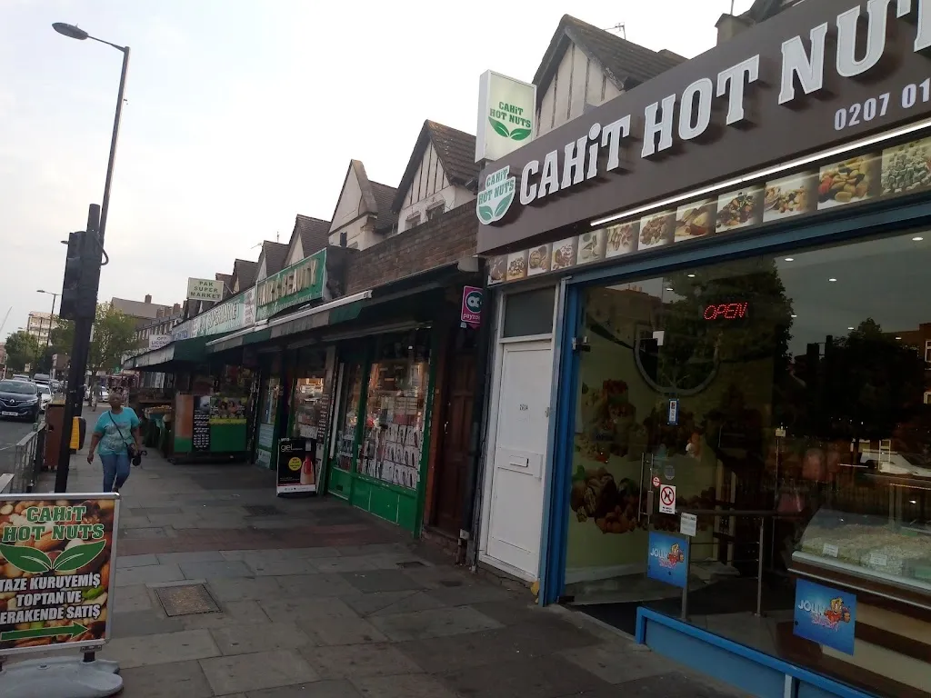 Cahit Hot Nuts London