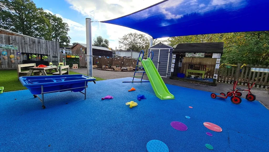 Crafty WIzards Pre-School - Alderwood Children's Centre