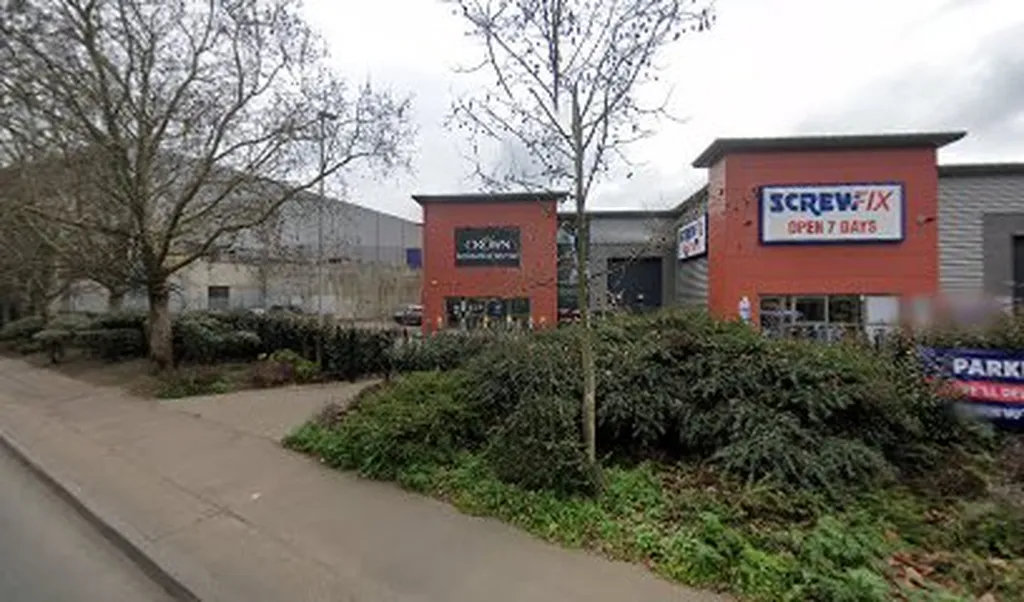 Crown Decorating Centre - London (New Cross)