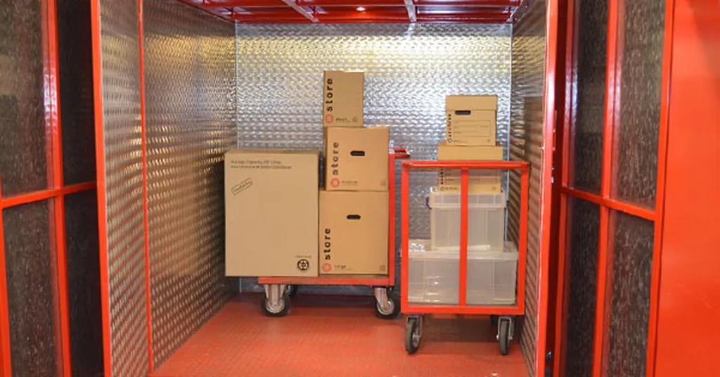 Currie Easy Self Storage Isleworth