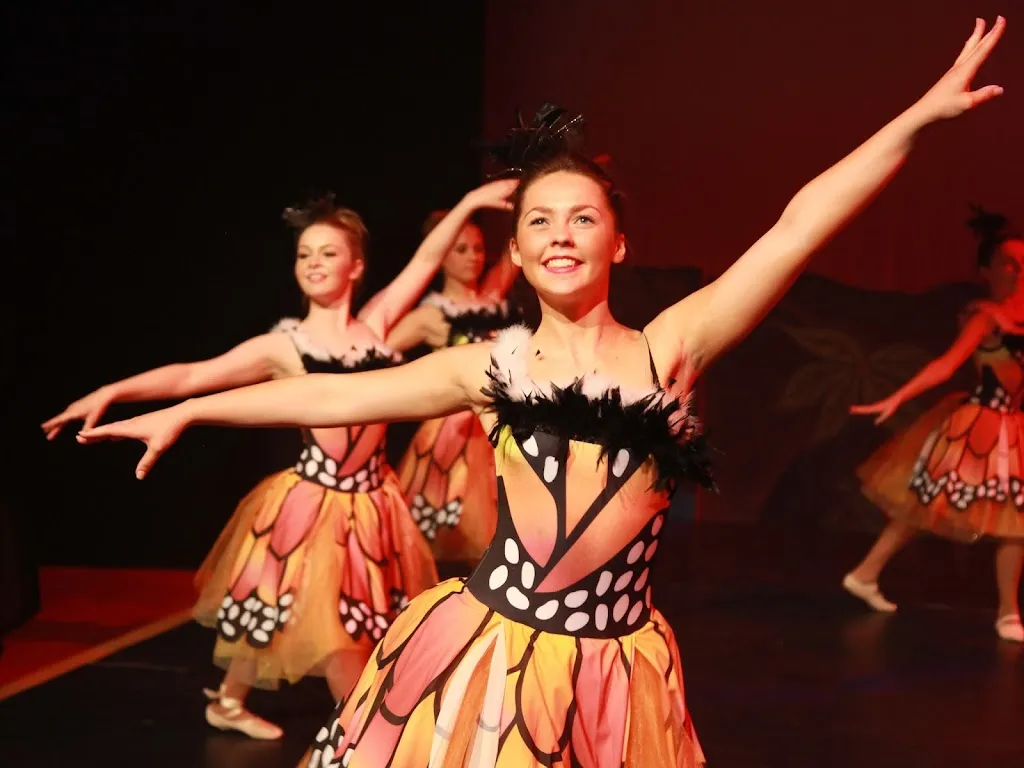 Debbie Fyffe Theatre School - DFTS