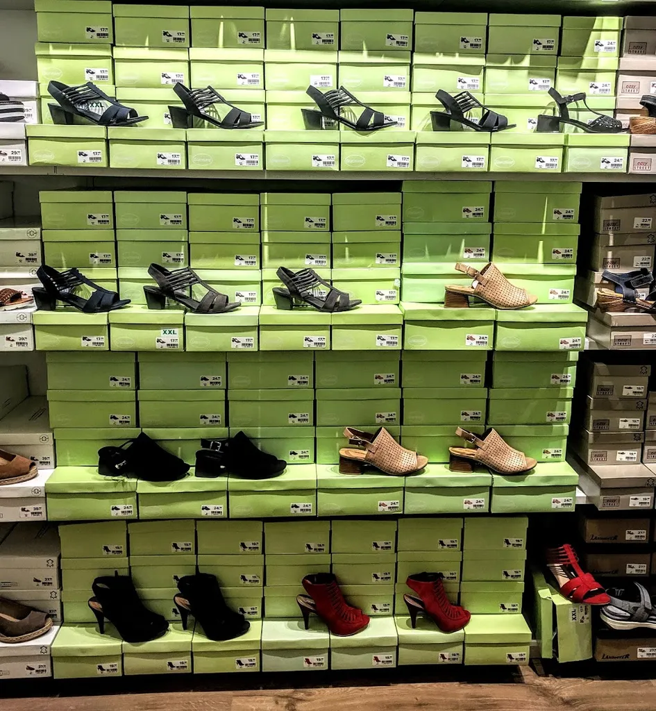 DEICHMANN