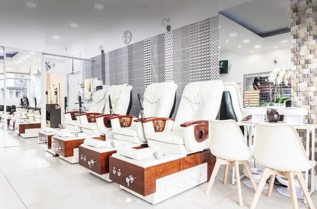 Dr Nails & Beauty