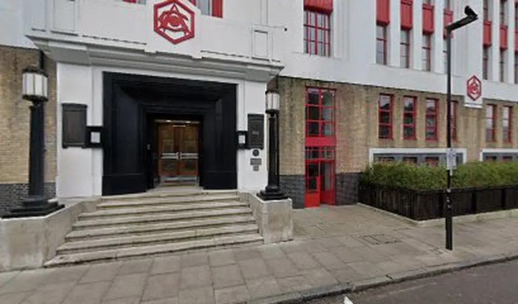 Eaststand Apartments - Highbury Stadium Square