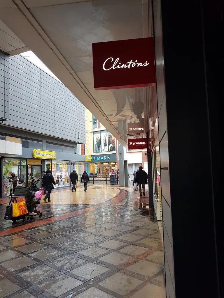 Eden Walk Shopping