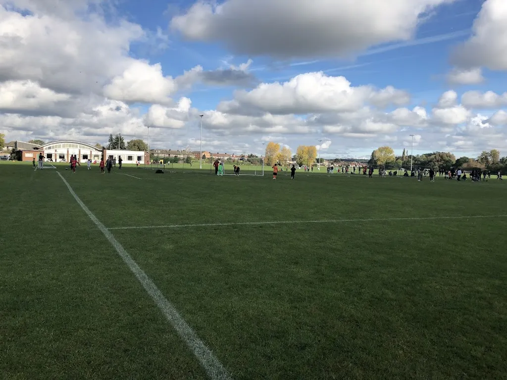Ford Sports & Social Club (Newbury Park)