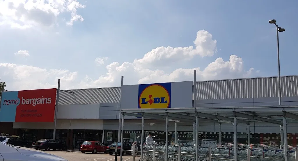 Grove Farm Retail Park